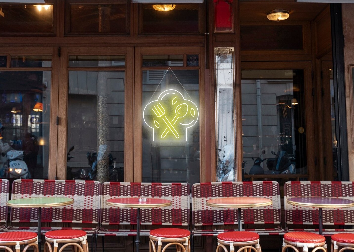Kitchen & Restaurant Neon Sign