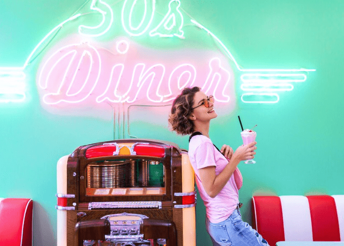 Kylie Savannah Neon Sign Light | Restaurant Bar Neon Sign | OMG Neon